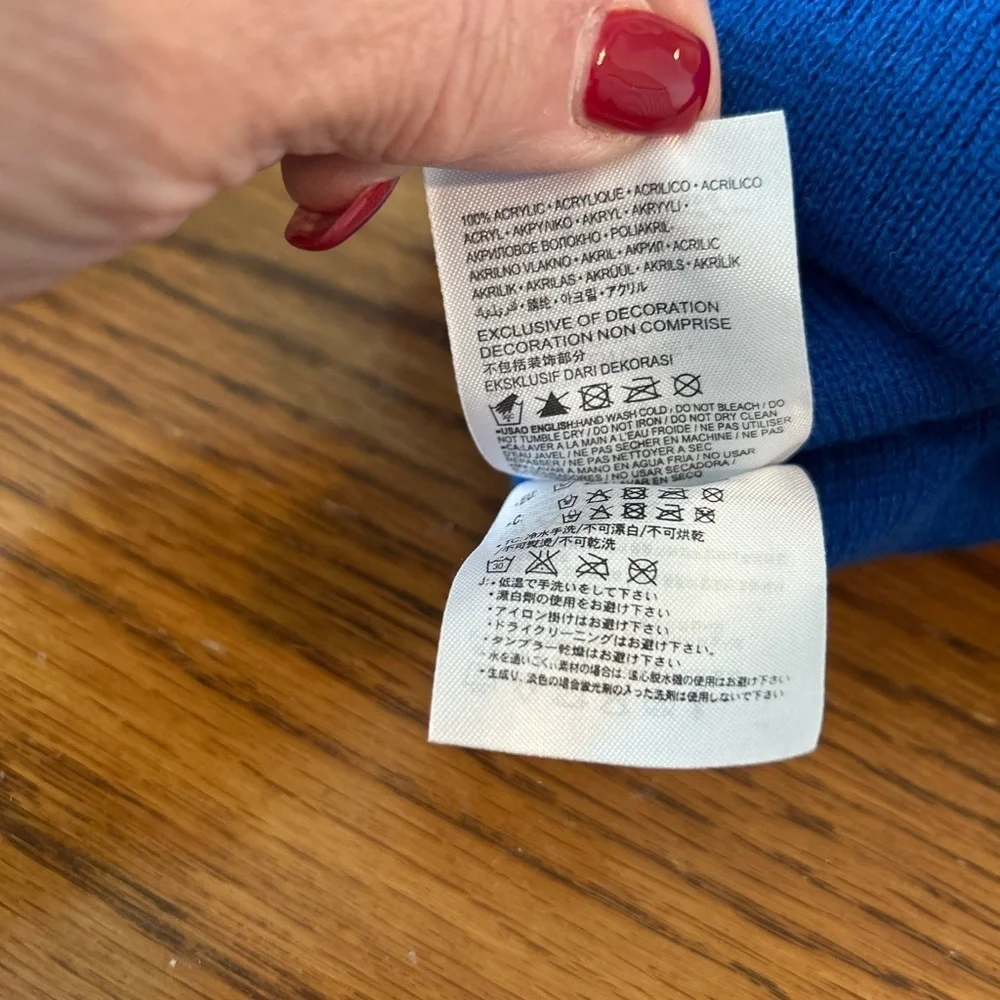❤️5 For $20❤️ Nike Knit Youth Beanie Nike Check & a Pom Pom on Top❤️ Size Youth